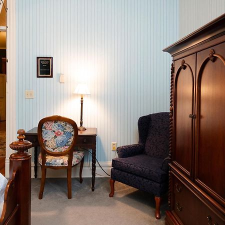 Hotel Captain Henderson House Arkadelphia Pokoj fotografie