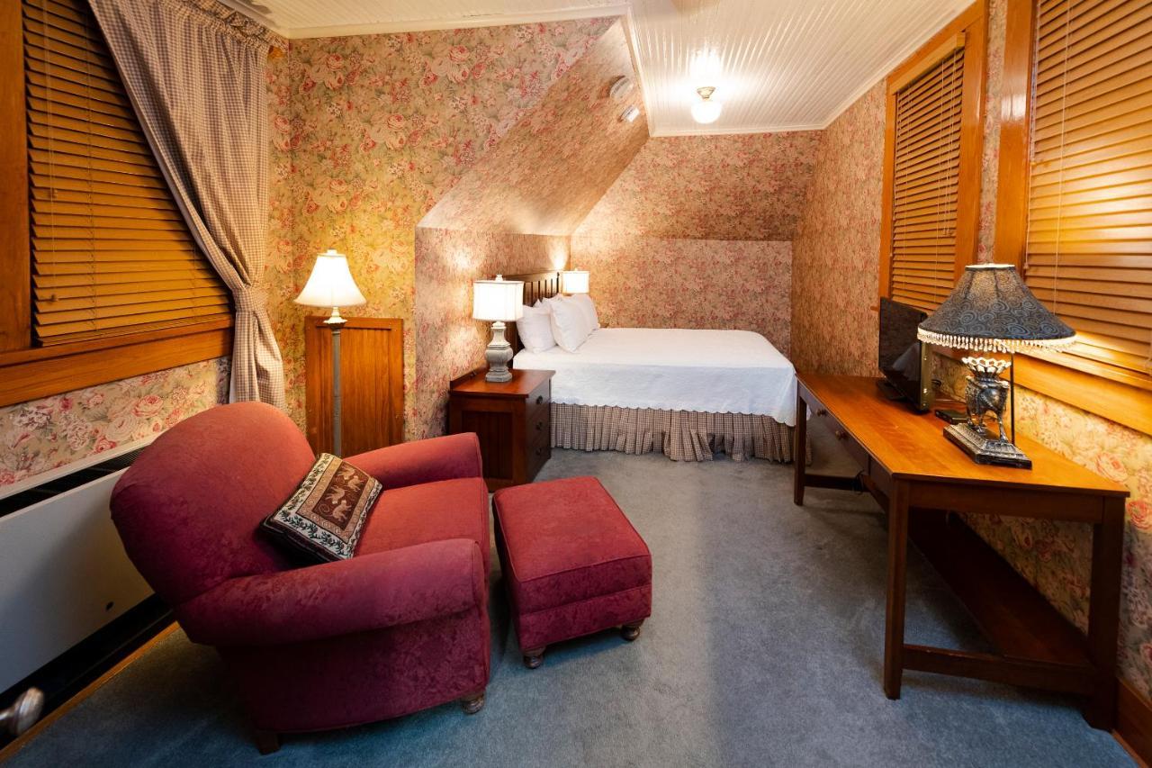 Hotel Captain Henderson House Arkadelphia Pokoj fotografie