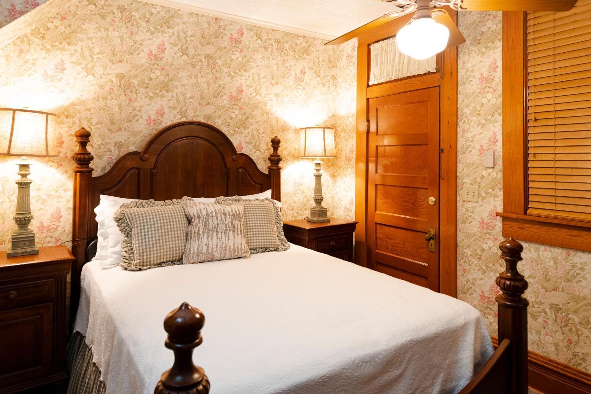 Hotel Captain Henderson House Arkadelphia Pokoj fotografie